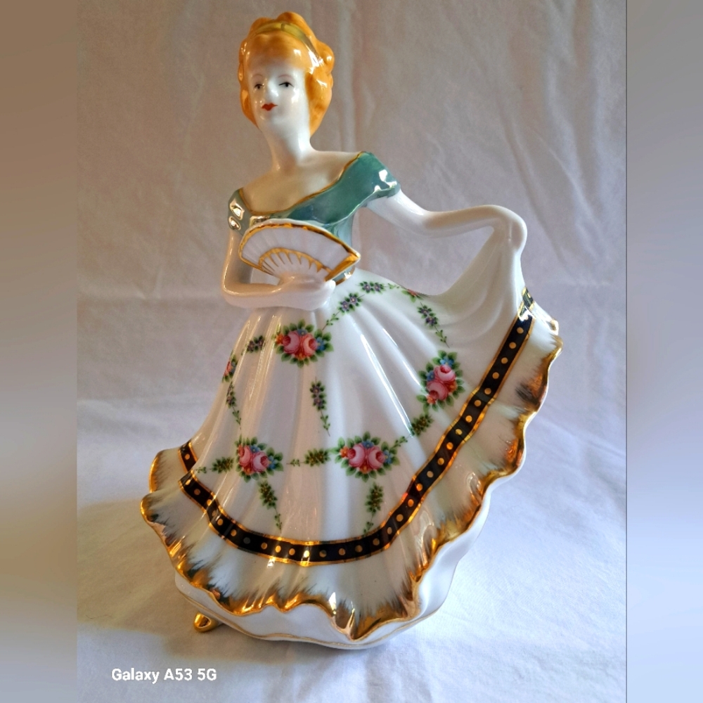 Vintage Porcelain Fancy Lady